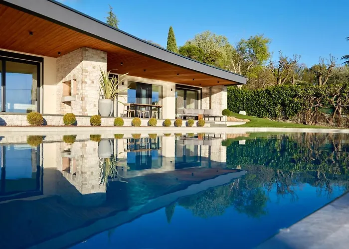 Будинок відпочинку Rita *